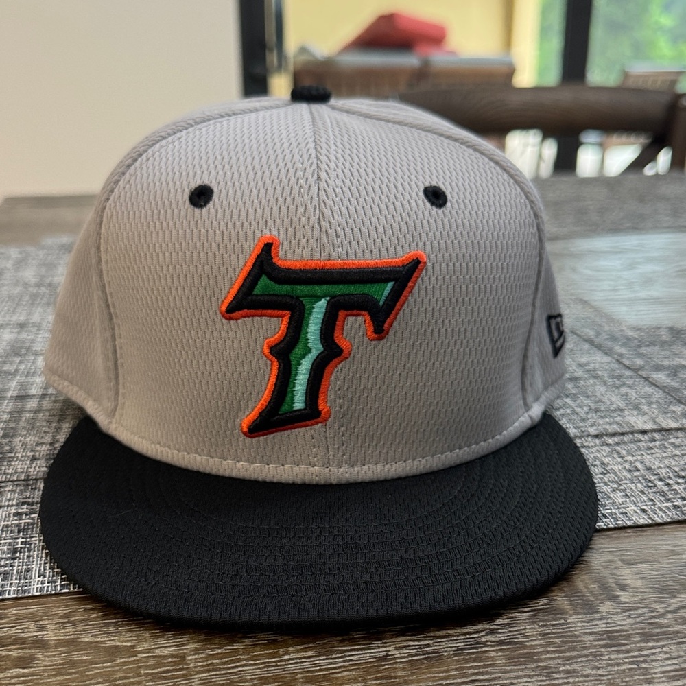 Minor League On Field Norfolk Tides New Era Black and Gray 59FIFTY Cap SZ 7 1/4